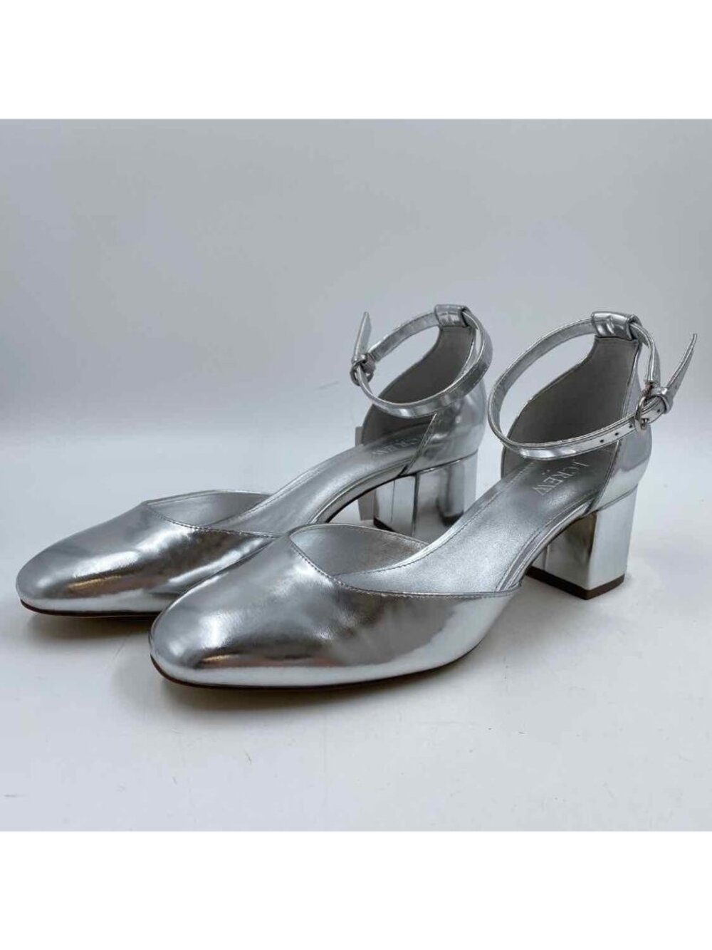 J Crew Women's Shoe Size 8.5 Silver Metallic Dress Shoes